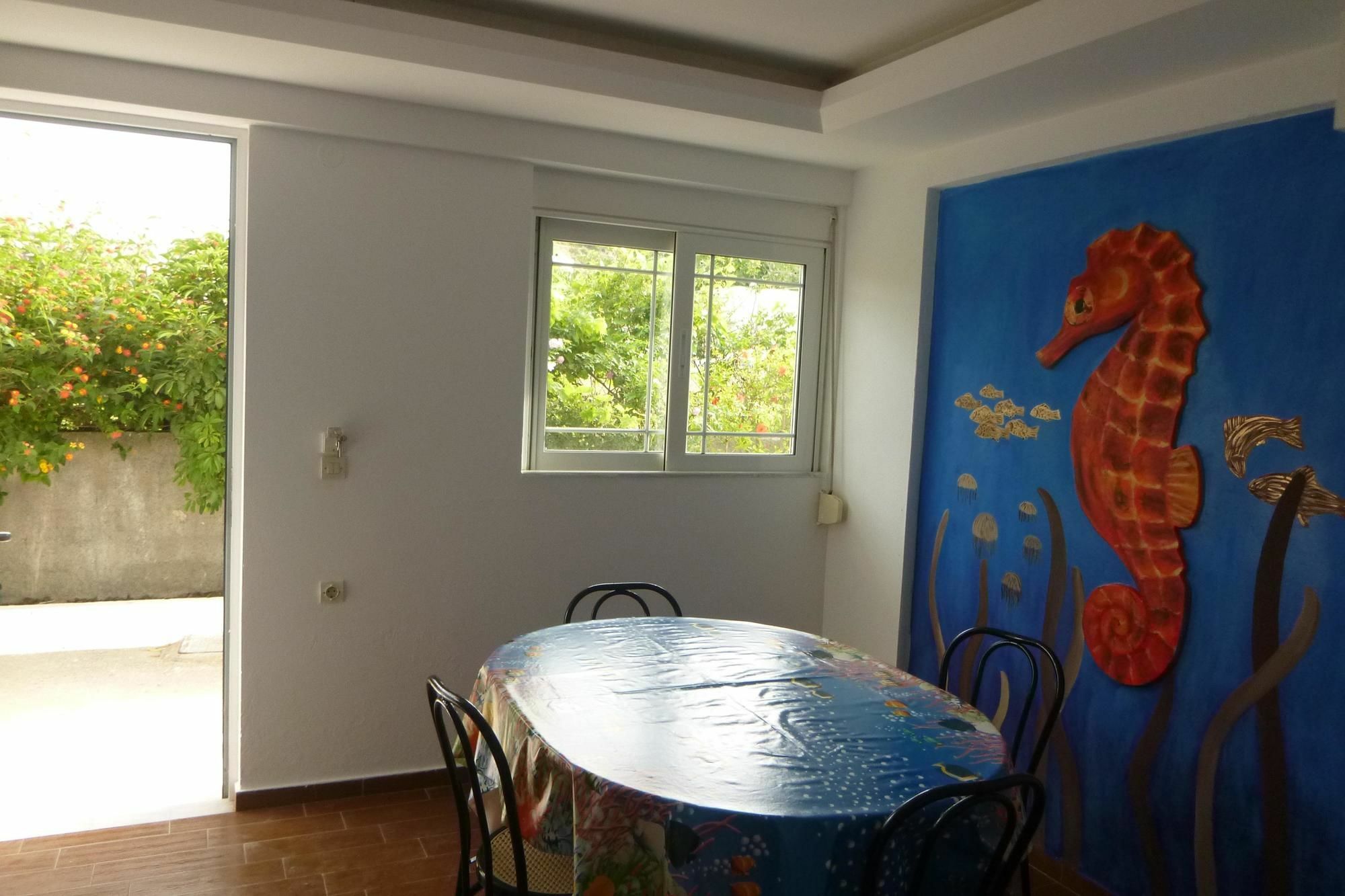 Ipokampos Apartment Кефалос Екстериор снимка